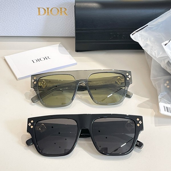 Glass-Dior-084