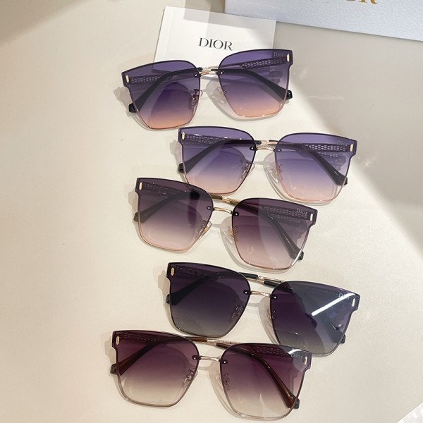 Glass-Dior-090