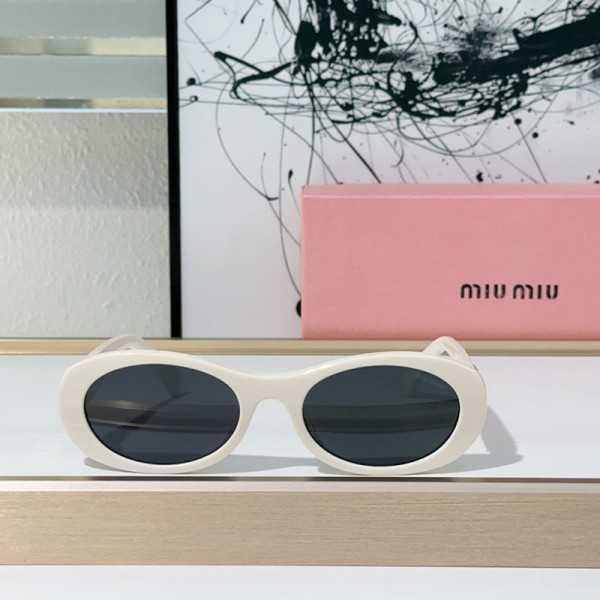 Glass-Miu-008