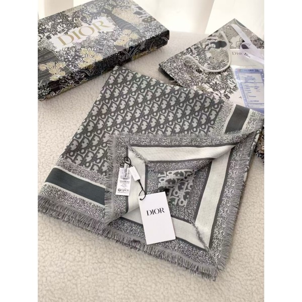 Scarf-Dior-001