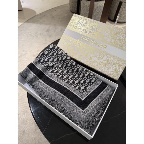 Scarf-Dior-096