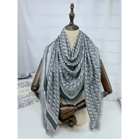 Scarf-Dior-107