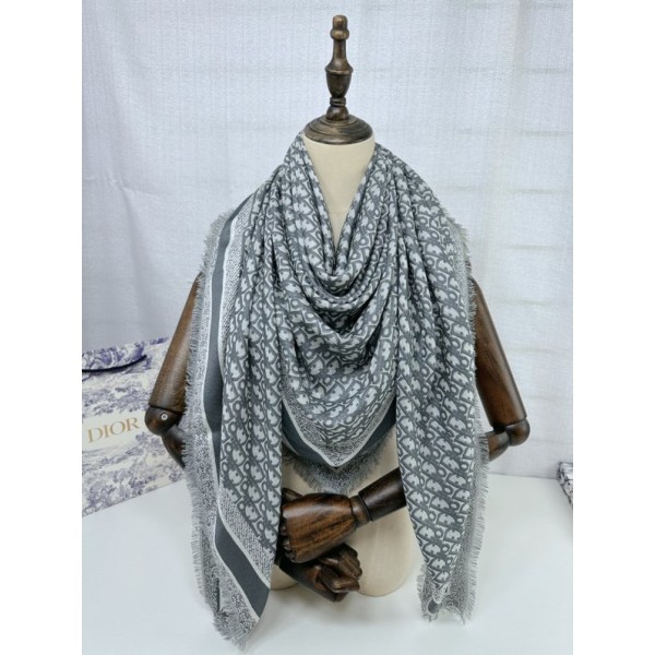 Scarf-Dior-107