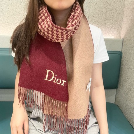 Scarf-Dior-124