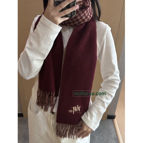 Scarf-Dior-126