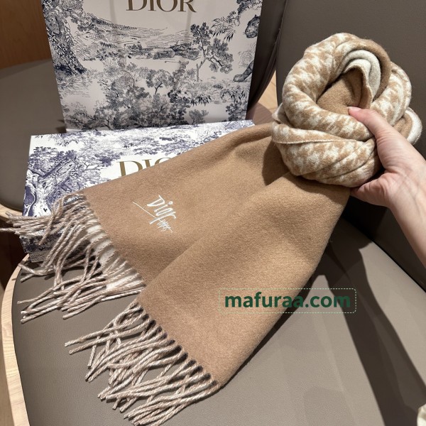 Scarf-Dior-127