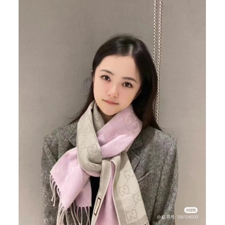 Scarf-Gu035