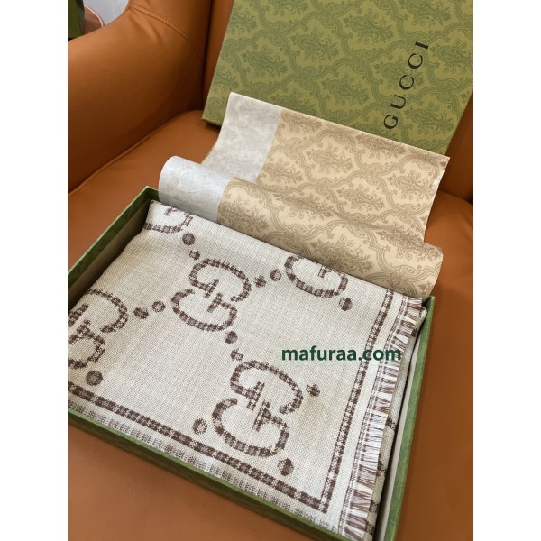 Scarf-Gu055