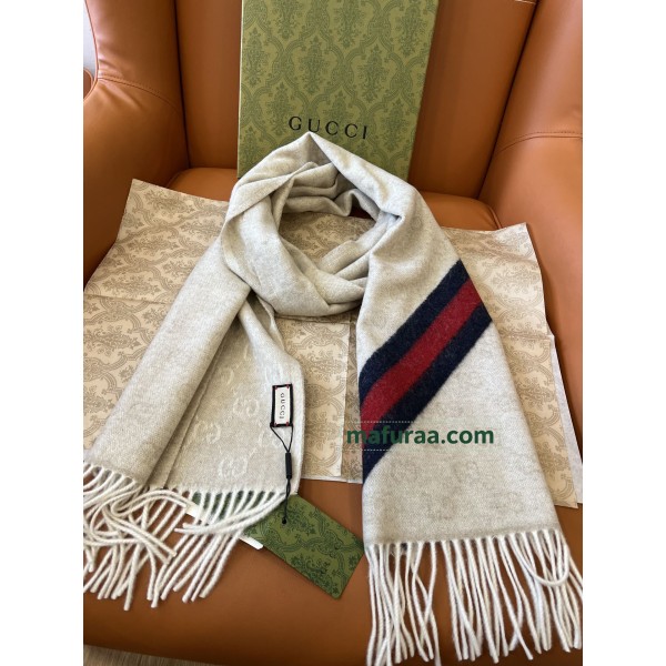 Scarf-Gu056