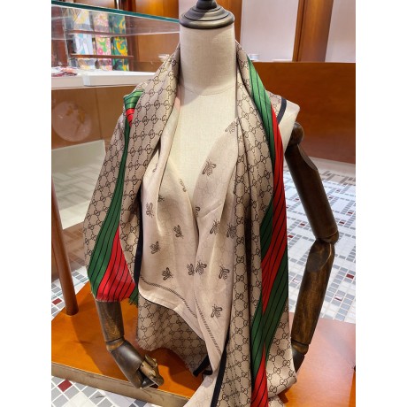 Scarf-Gu060