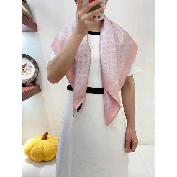 Scarf-Gu063