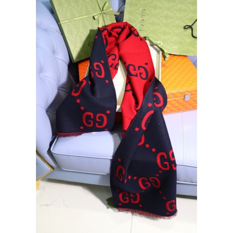 Scarf-Gu085