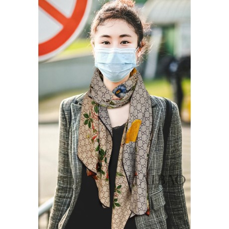 Scarf-Gu088