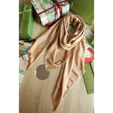Scarf-Gu094