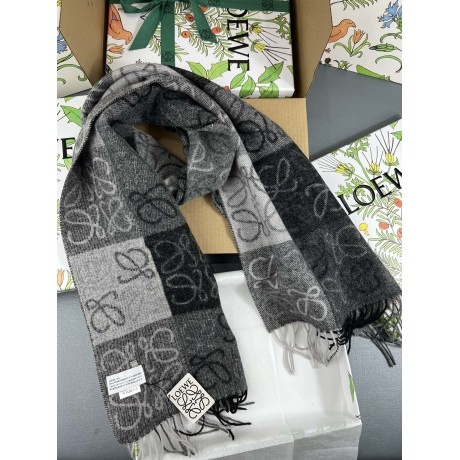 Scarf-Loe-059