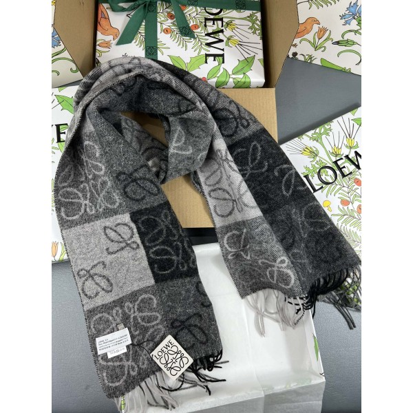 Scarf-Loe-059