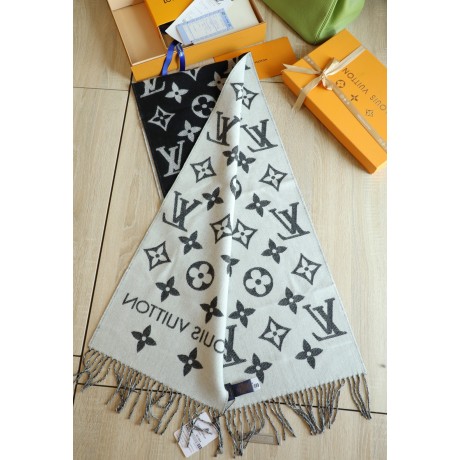 Scarf-lv-003