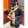 Scarf-lv-037