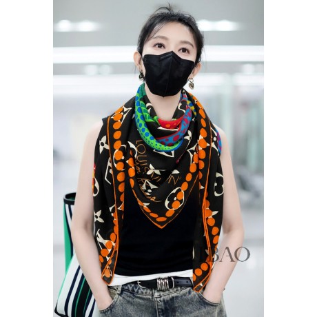 Scarf-lv-069