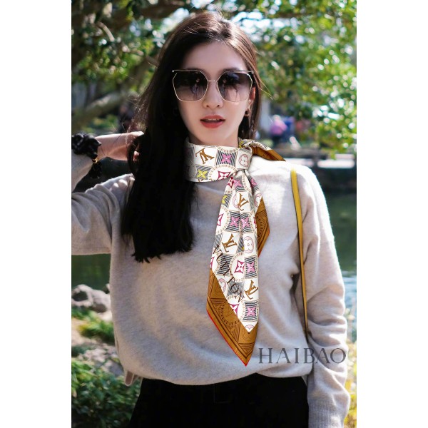 Scarf-lv-112