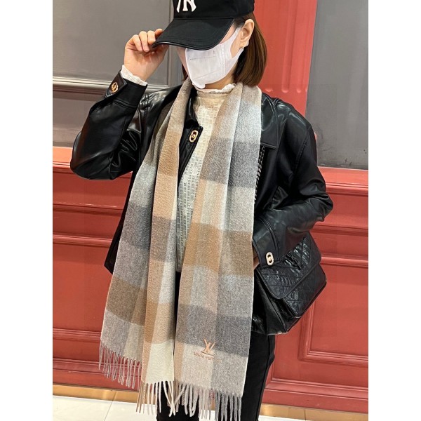 Scarf-lv-194
