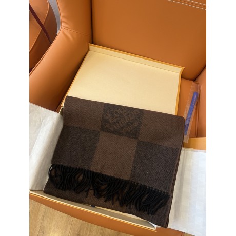 Scarf-lv-210