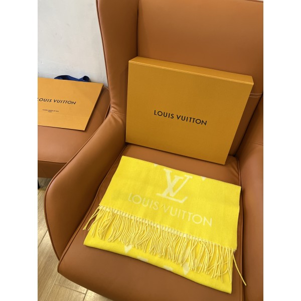 Scarf-lv-213
