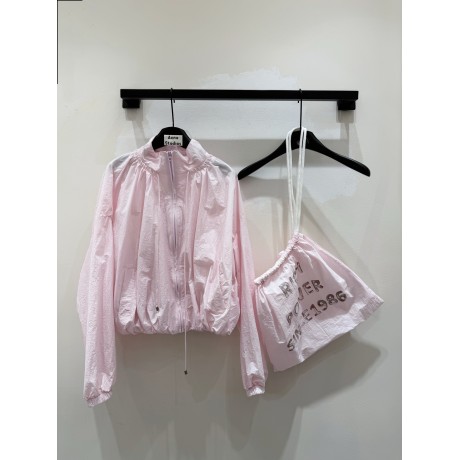 Yi-Acne-029