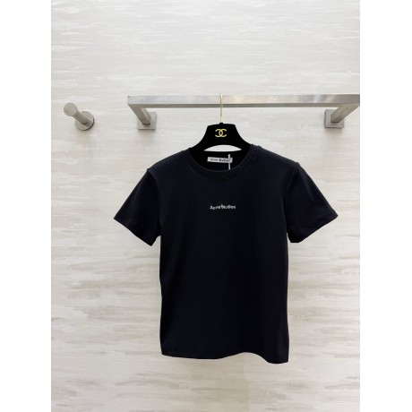 Yi-Acne-037