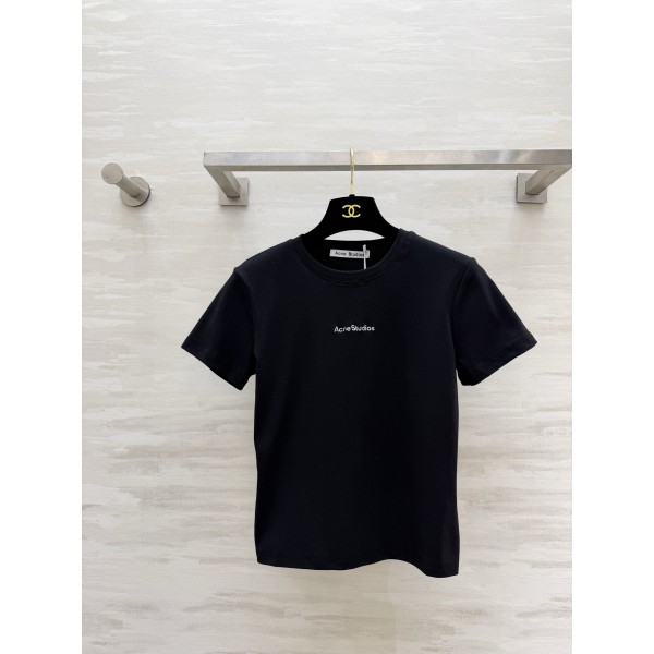 Yi-Acne-037