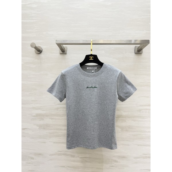 Yi-Acne-038