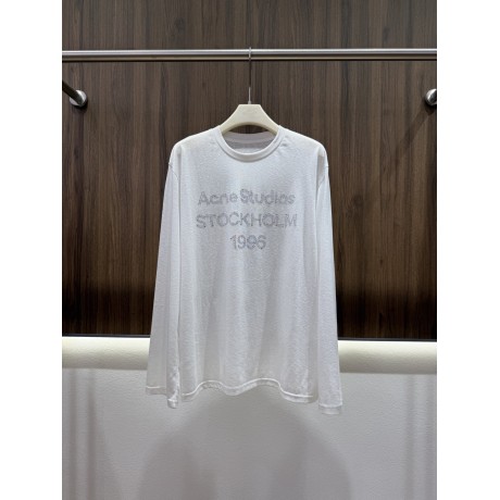 Yi-Acne-060