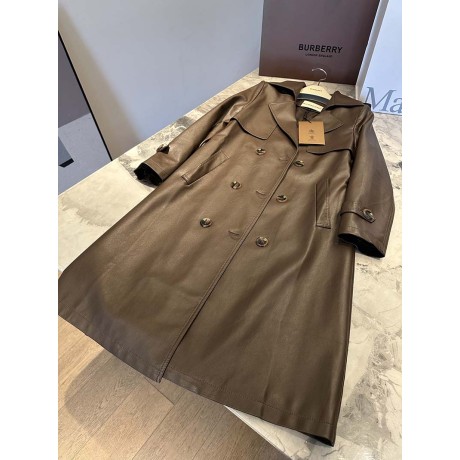 Yi-burberry-003